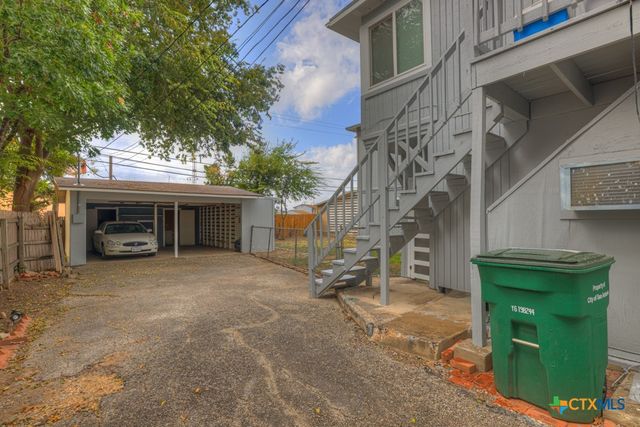 462 Bryn Mawr Drive, San Antonio, TX 78209