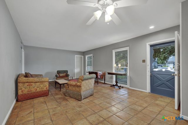 462 Bryn Mawr Drive, San Antonio, TX 78209
