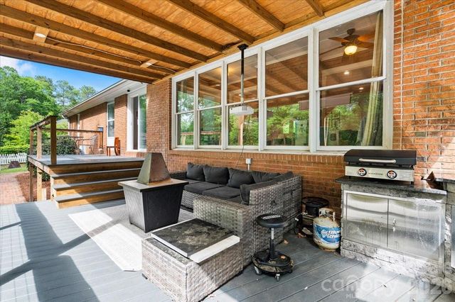 209 Fairway Road, Cheraw, SC 29520