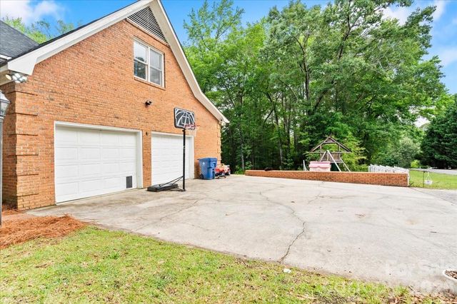 209 Fairway Road, Cheraw, SC 29520
