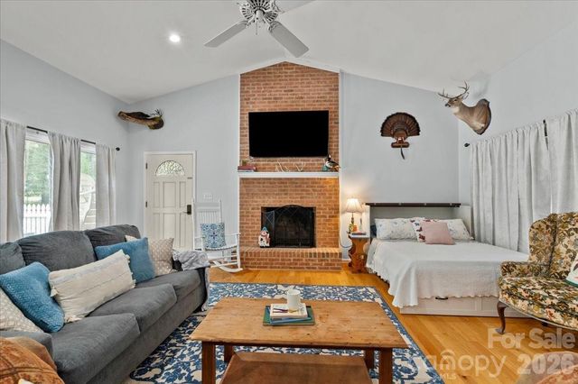 209 Fairway Road, Cheraw, SC 29520