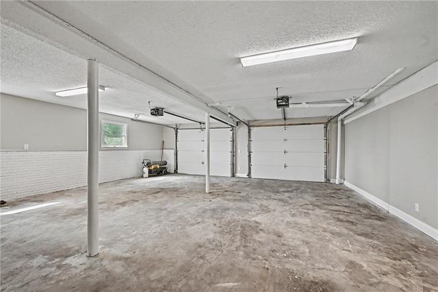 12223 Hills Road, Kearney, MO 64060