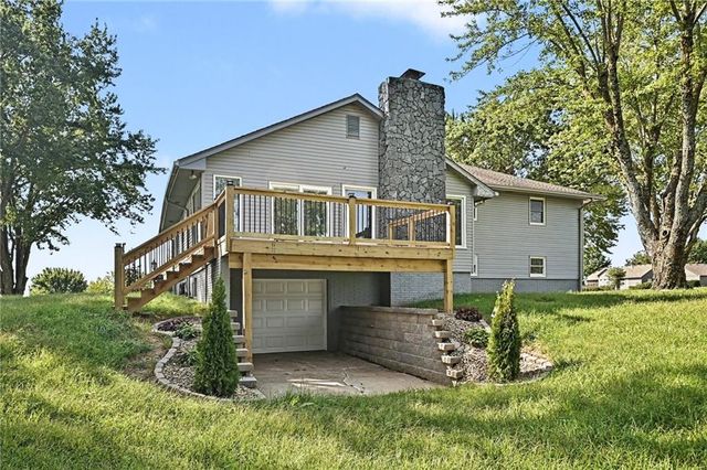 12223 Hills Road, Kearney, MO 64060