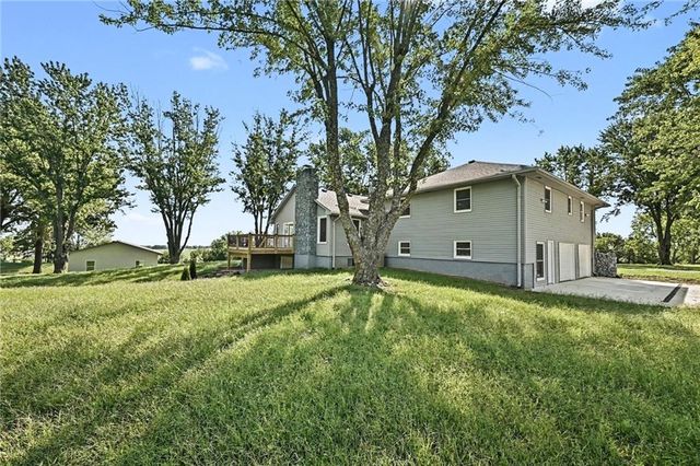 12223 Hills Road, Kearney, MO 64060