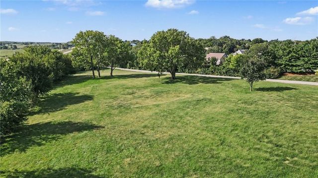 12223 Hills Road, Kearney, MO 64060