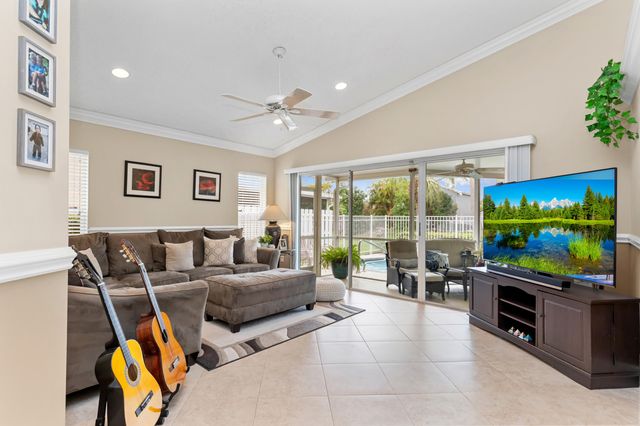 5535 NW 54th Circle, Coconut Creek, FL 33073