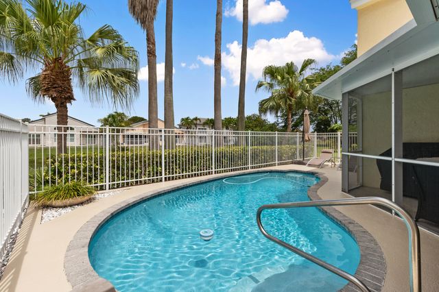 5535 NW 54th Circle, Coconut Creek, FL 33073