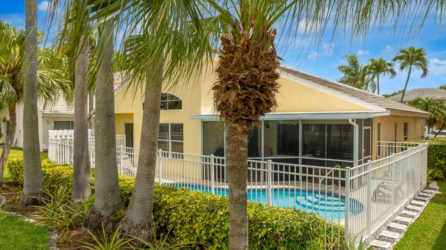 5535 NW 54th Circle, Coconut Creek, FL 33073