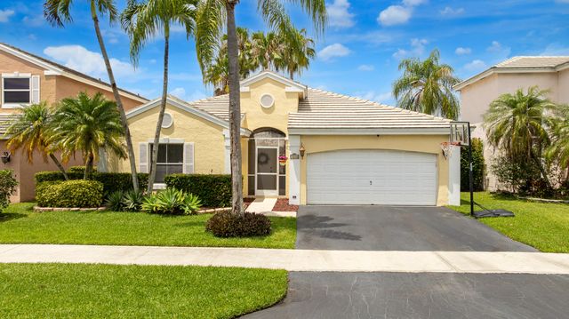 5535 NW 54th Circle, Coconut Creek, FL 33073