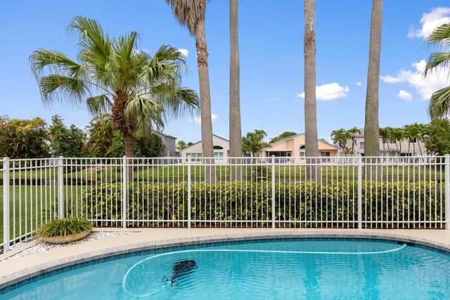 5535 NW 54th Circle, Coconut Creek, FL 33073