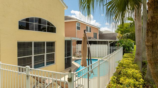 5535 NW 54th Circle, Coconut Creek, FL 33073