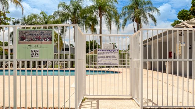 5535 NW 54th Circle, Coconut Creek, FL 33073