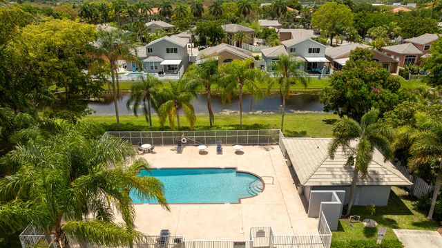 5535 NW 54th Circle, Coconut Creek, FL 33073