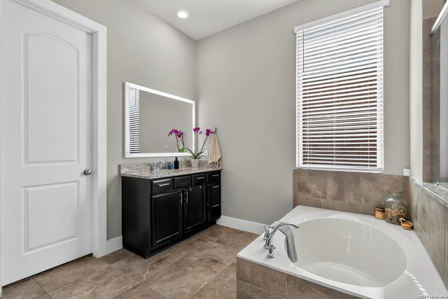 3731 Avia Oaks, San Antonio, TX 78259