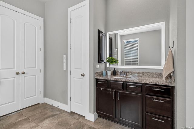 3731 Avia Oaks, San Antonio, TX 78259