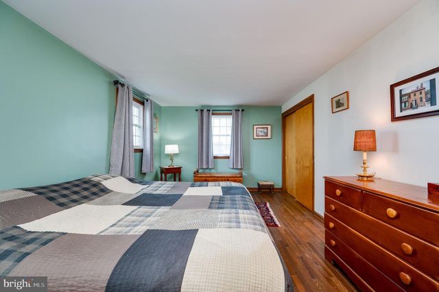 215 E SPRUCE ST, Gilbertsville, PA 19525