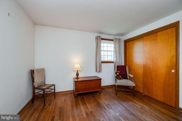 215 E SPRUCE ST, Gilbertsville, PA 19525