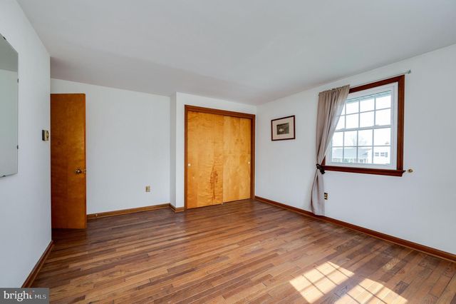 215 E SPRUCE ST, Gilbertsville, PA 19525