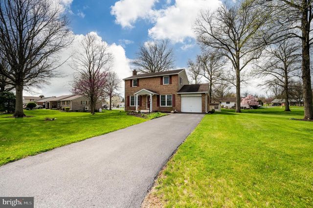 215 E SPRUCE ST, Gilbertsville, PA 19525