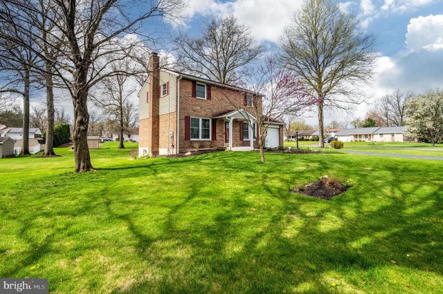 215 E SPRUCE ST, Gilbertsville, PA 19525