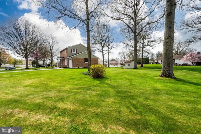 215 E SPRUCE ST, Gilbertsville, PA 19525