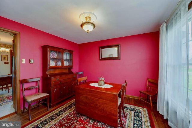 215 E SPRUCE ST, Gilbertsville, PA 19525