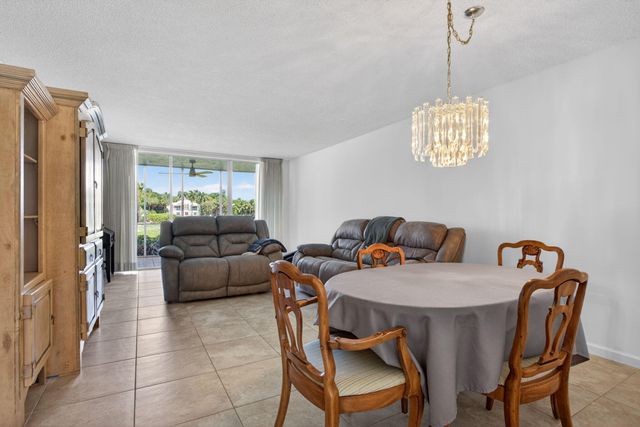 3150 NE 48th Court 104, Lighthouse Point, FL 33064