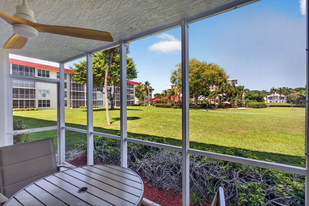 3150 NE 48th Court 104, Lighthouse Point, FL 33064