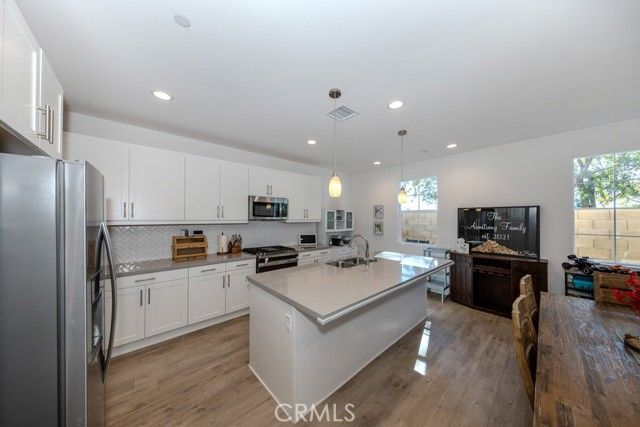 7082 Mallow Drive 2, Fontana, CA 92336