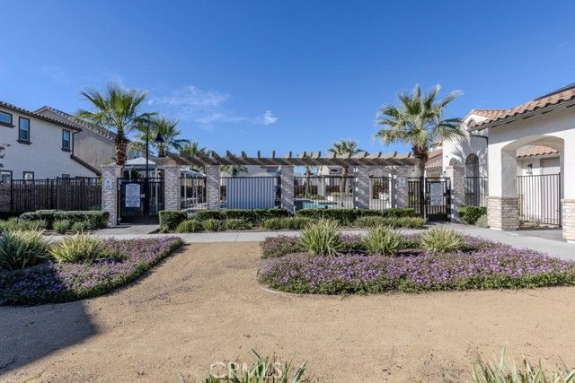 7082 Mallow Drive 2, Fontana, CA 92336