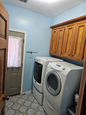 6315 Seegers Trail Drive, Houston, TX 77066