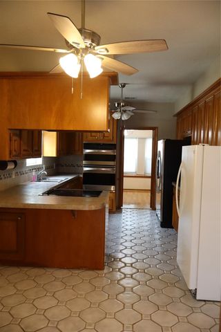 6315 Seegers Trail Drive, Houston, TX 77066