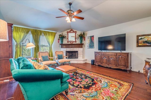471 Limestone TRL, Austin, TX 78737