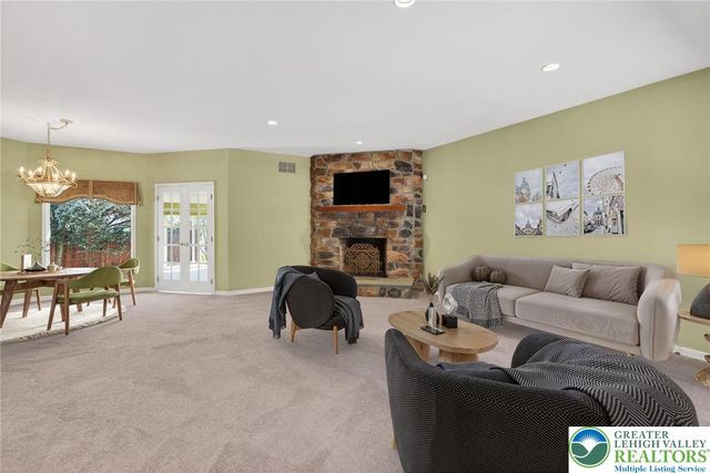 3190 Sheffield Drive, Emmaus Boro, PA 18049