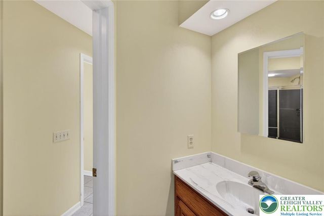 3190 Sheffield Drive, Emmaus Boro, PA 18049