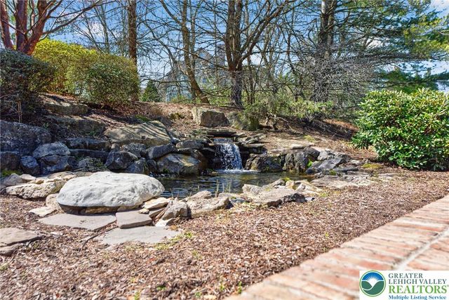 3190 Sheffield Drive, Emmaus Boro, PA 18049