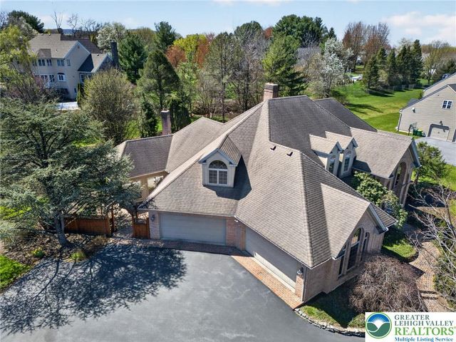 3190 Sheffield Drive, Emmaus Boro, PA 18049