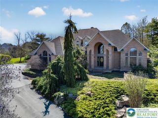 3190 Sheffield Drive, Emmaus Boro, PA 18049