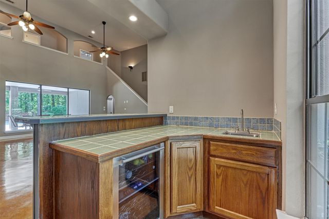 12004 White Oak Run, Conroe, TX 77385