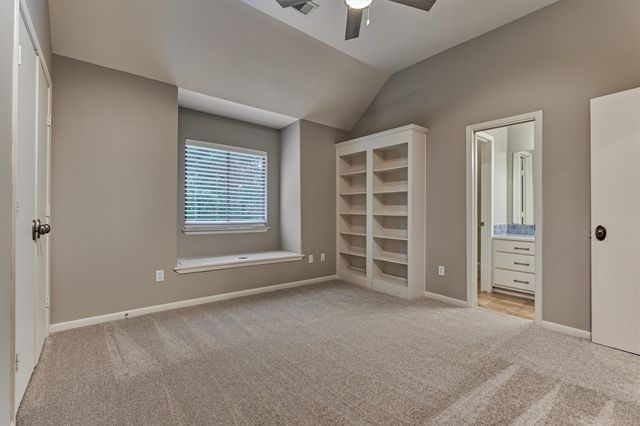 12004 White Oak Run, Conroe, TX 77385