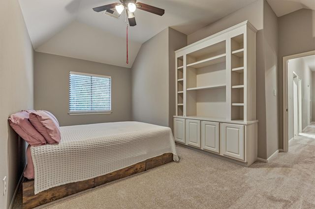 12004 White Oak Run, Conroe, TX 77385