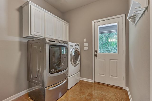 12004 White Oak Run, Conroe, TX 77385