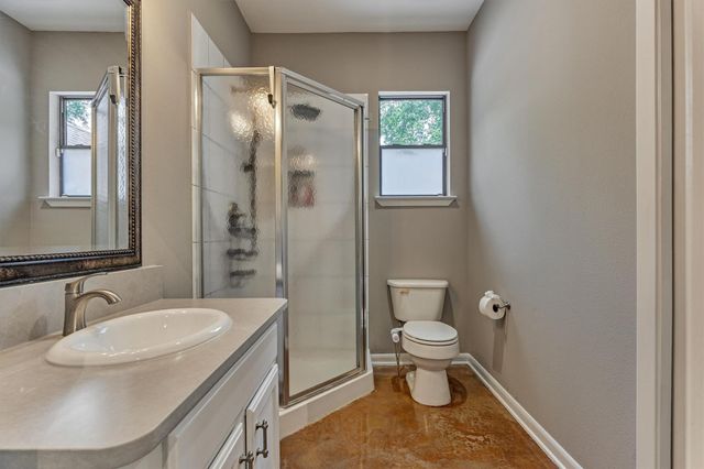 12004 White Oak Run, Conroe, TX 77385