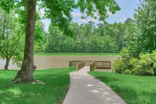12004 White Oak Run, Conroe, TX 77385