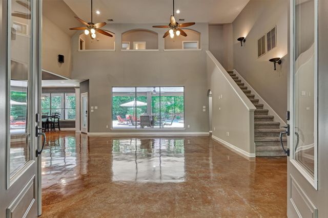 12004 White Oak Run, Conroe, TX 77385