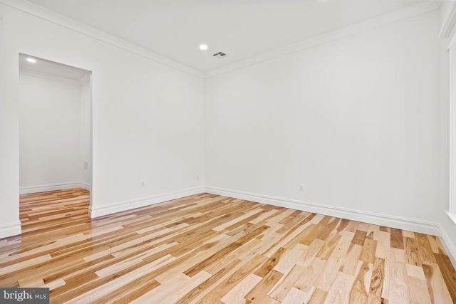 9216 SHELTON ST, Bethesda, MD 20817