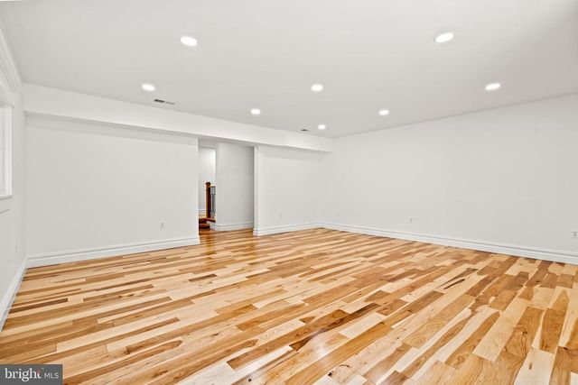 9216 SHELTON ST, Bethesda, MD 20817