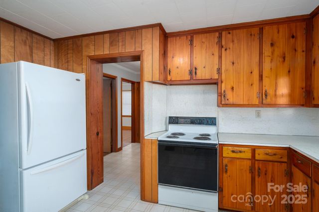 897 Calloway Road, Lincolnton, NC 28092