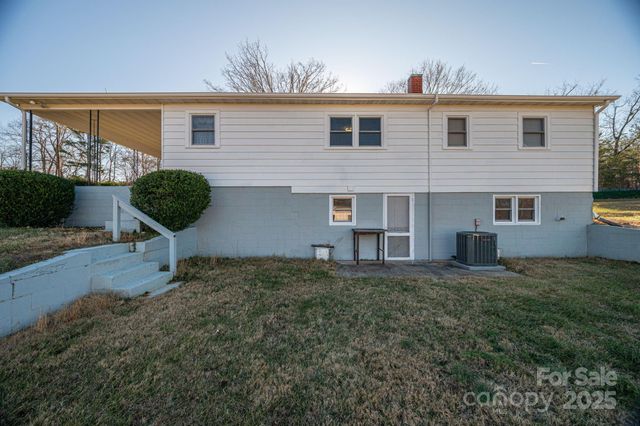 897 Calloway Road, Lincolnton, NC 28092