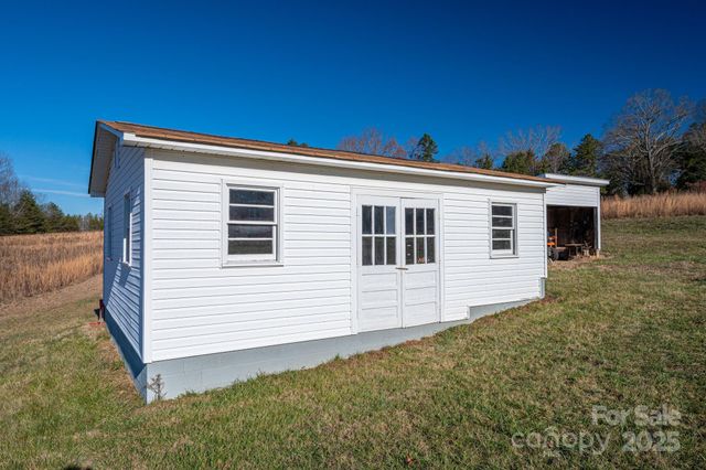 897 Calloway Road, Lincolnton, NC 28092